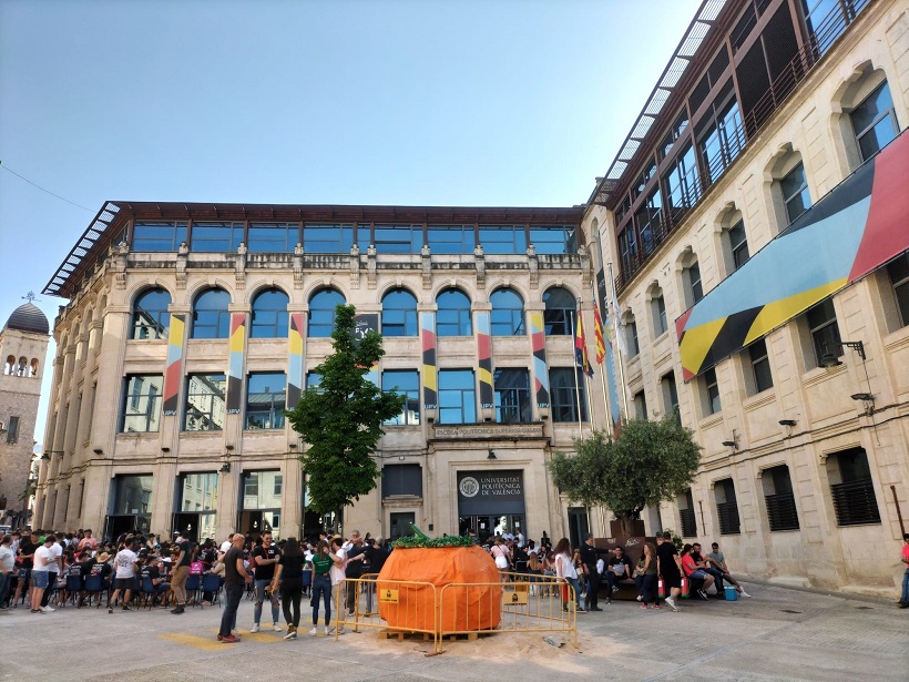 El Campus d'Alcoi de la UPV, preparat per a les seues festes