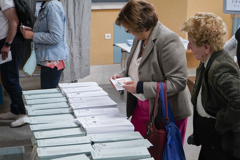 Una dona i huit homes, dos d'ells ‘repetidors’, aspiren a l'alcaldia d'Alcoi