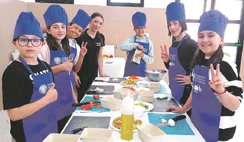 Taller con el foco en la buena alimentación en el colegio Sant Vicent