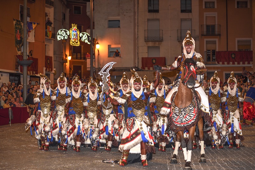 Enquesta a Cocentaina per a programar l'oci nocturn durant les festes