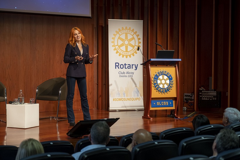 El Rotary Club Alcoi aborda els valors en el món empresarial