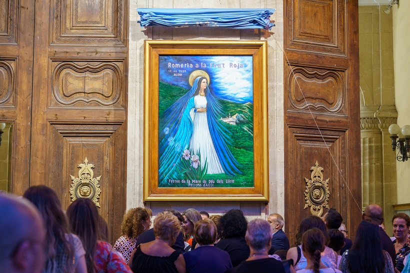 Alcoy arranca el mes grande dedicado a la Virgen de los Lirios