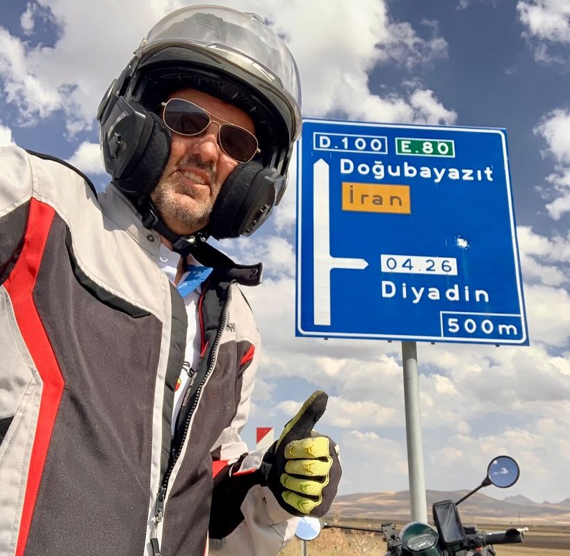 Altres 10.000 km en Vespa, ara pel Caucas