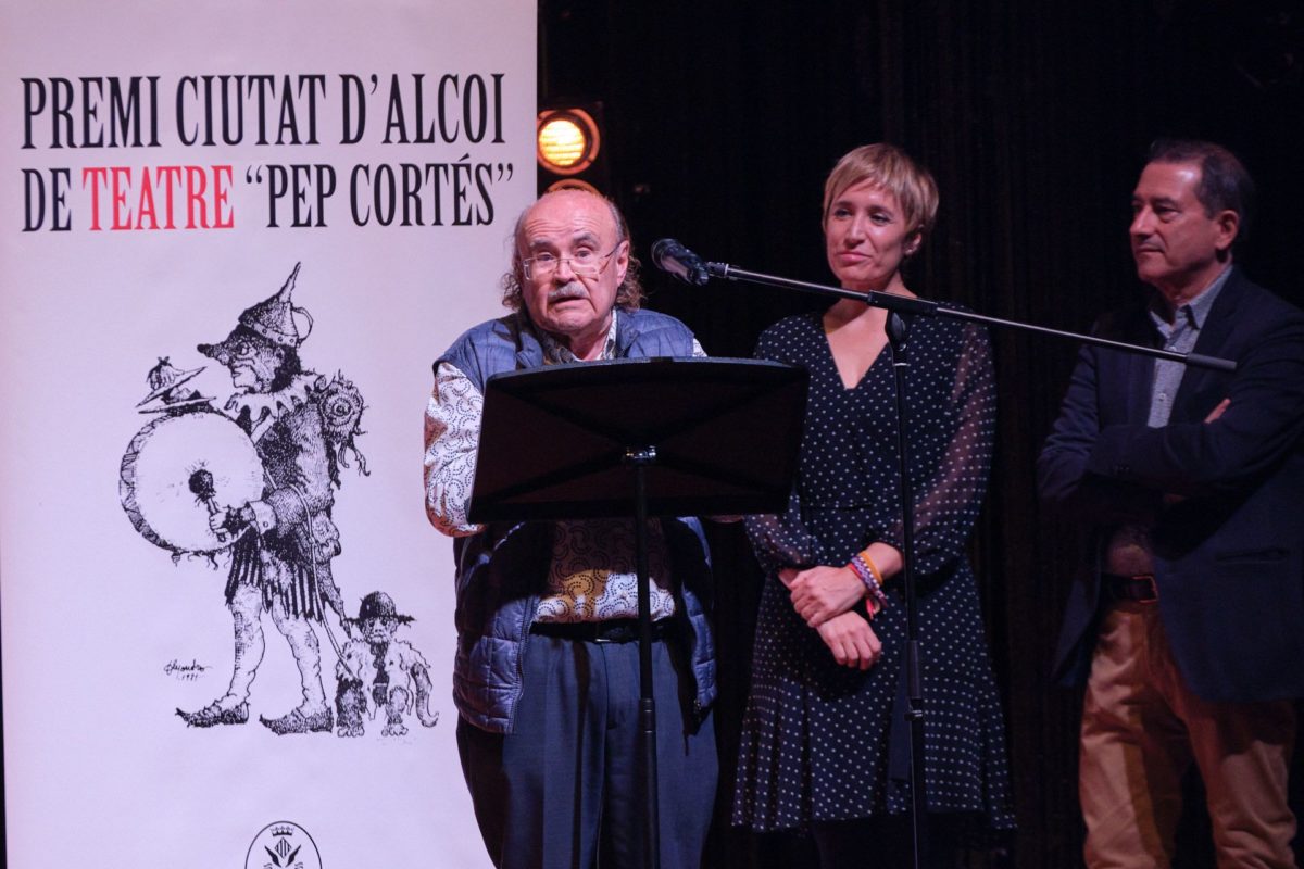 Rodolf Sirera gana el Premi Ciutat d'Alcoi de teatre