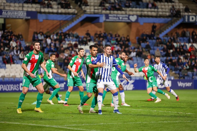 L'Alcoyano fa un pas arrere