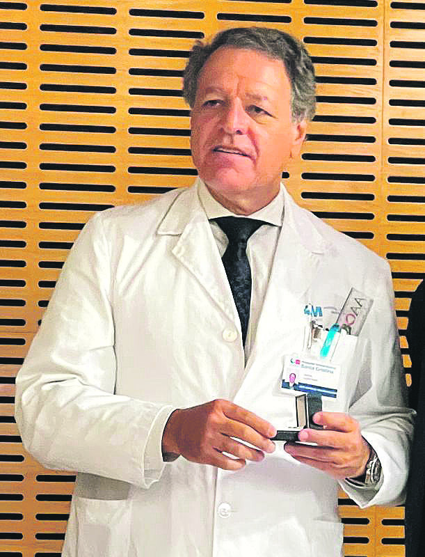 Premio para el doctor alcoyano Rafael Llopis