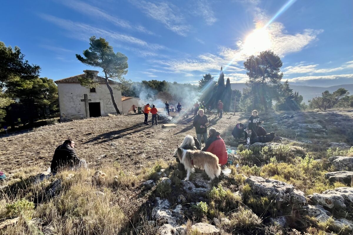 Els alcoians compleixen amb la tradició de Sant Antoni