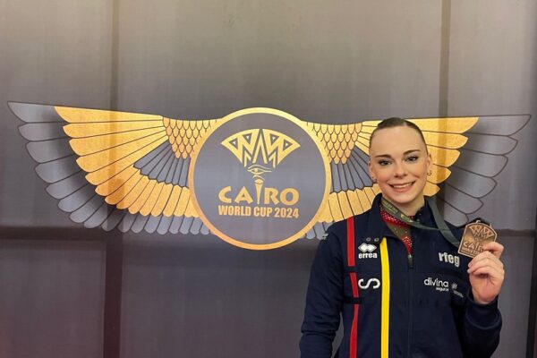 Laura Casabuena, bronce en la final de suelo en la Copa del Mundo de El Cairo