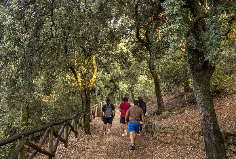 Una de las “asignaturas pendientes” es tener una señalética “de calidad” en las rutas y sendas de los parques naturales