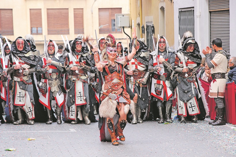 Festes de gran lluïment a Banyeres