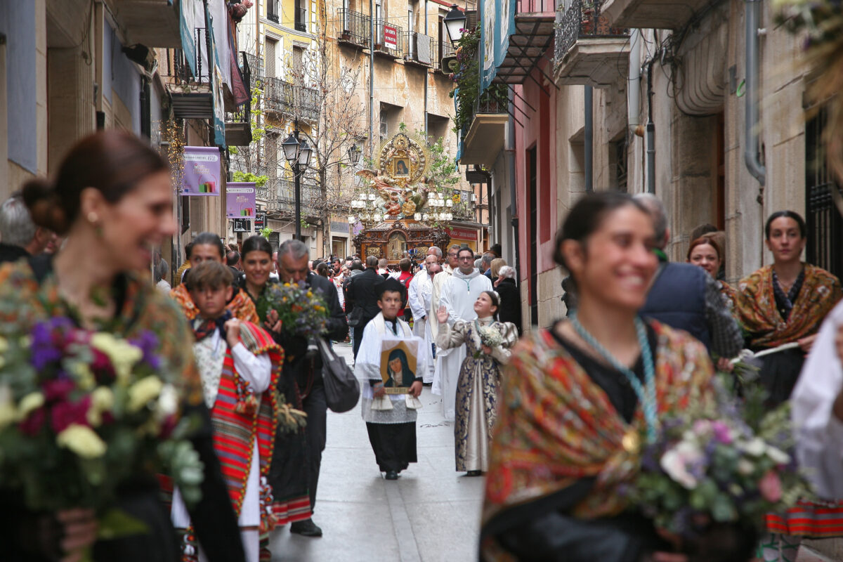 La Mare de Déu del Miracle reina en las calles de Cocentaina