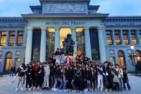 Estudiantes de Carmelitas se van de viaje a Madrid y Granada
