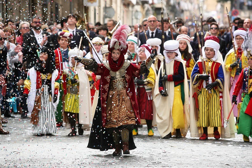 La infantesa festera protagonitza una multitudinària Glòria Infantil