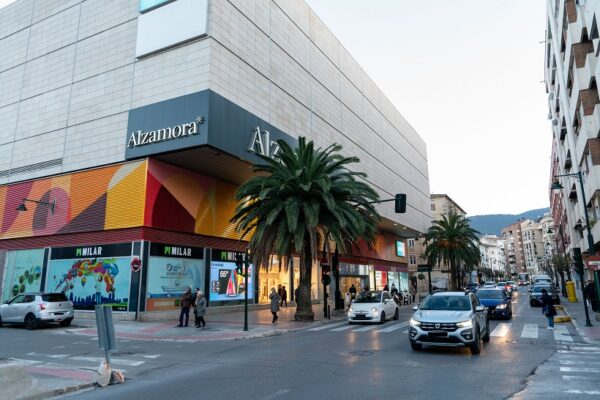 El Centre Comercial Alzamora passa a ser d'un grup mexicà