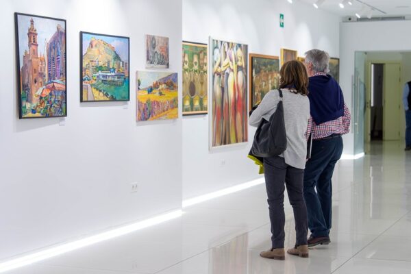‘En memòria’, l’exposició de tres pintors i també amics