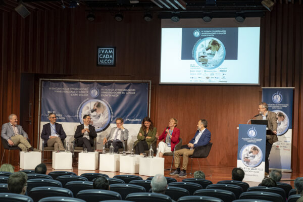 La Trobada d’Investigadors en Càncer congrega a prestigiosos ponentes de toda España