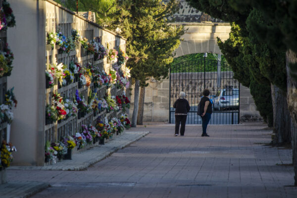 Alcoy construirá 120 columbarios más en el cementerio