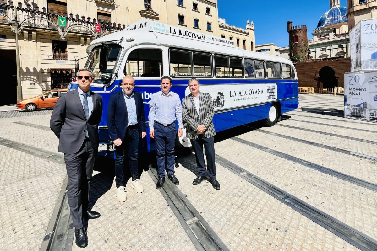 El bus urbà compleix 70 anys de servei