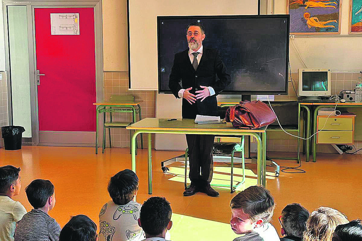 En marxa el programa ‘La Maleta Viatgera’