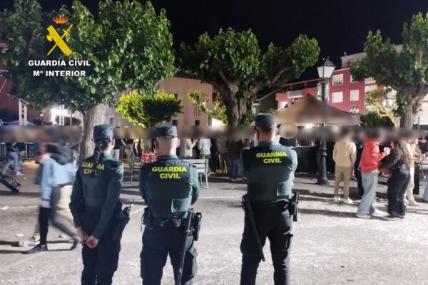 Cinco detenidos en Muro por robo con violencia durante las Fiestas