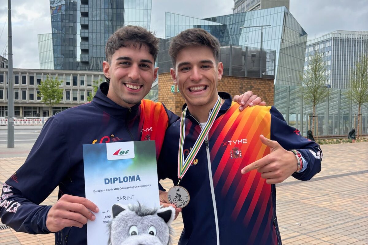 Joan Montes, doble satisfacción en Lituania