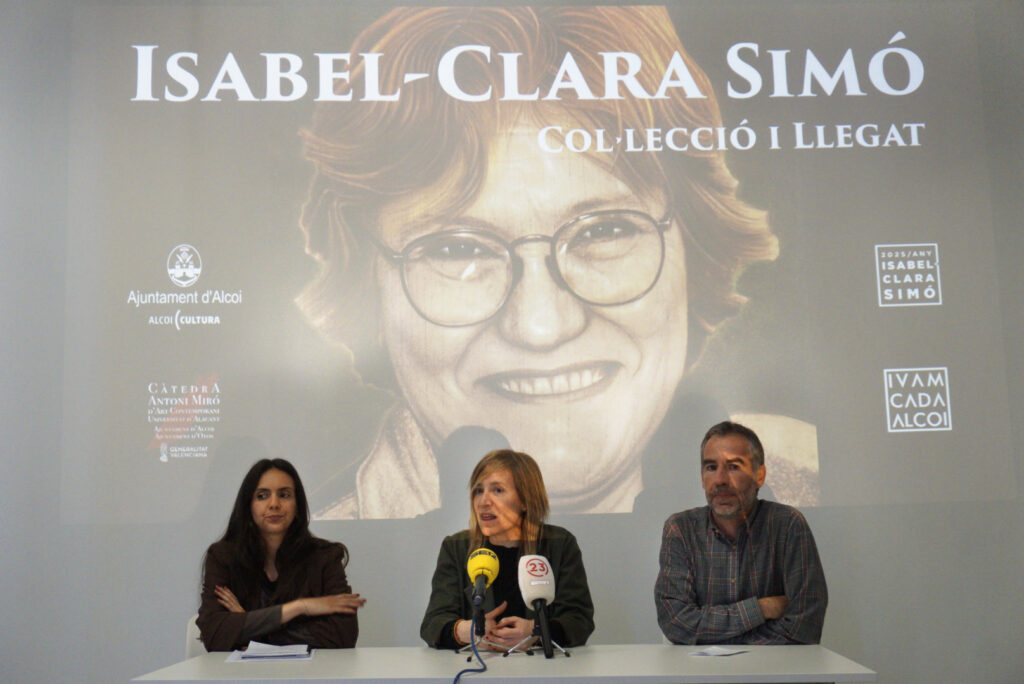 Isabel-Clara Simó regresa a Alcoy con una exposición monumental de su legado cultural y personal