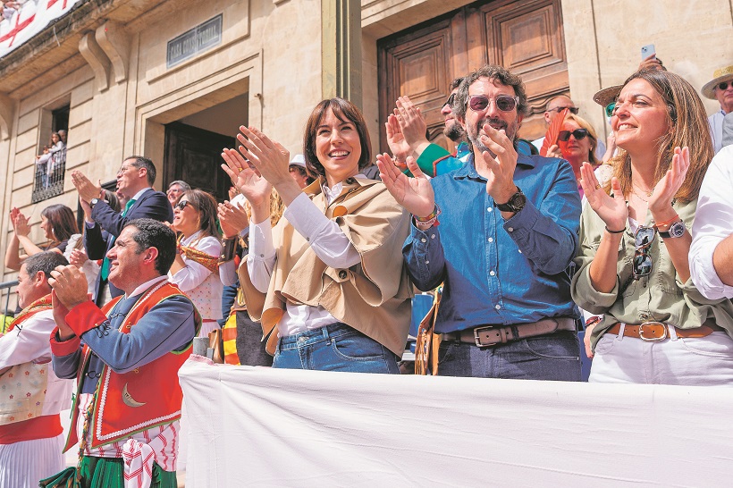 Diana Morant: “Las fiestas cada vez representan más y mejor a la sociedad”