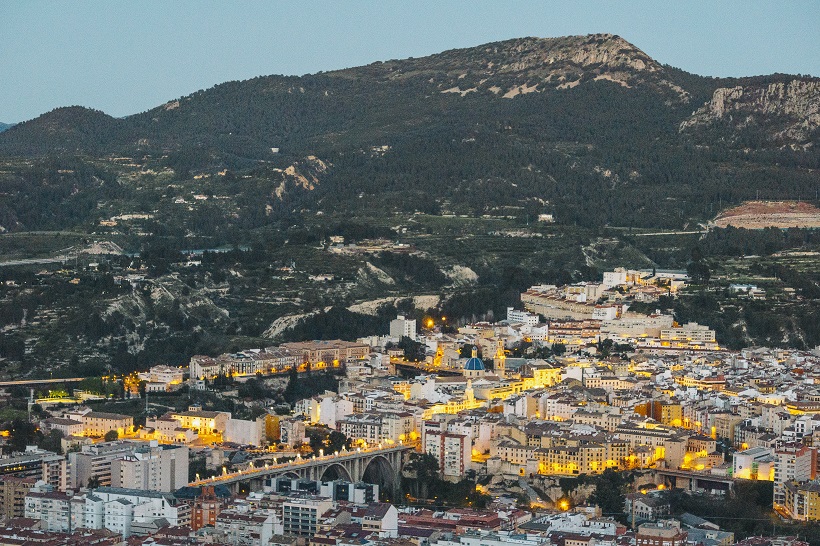 L’Alcoià registra el menor riesgo de pobreza de Alicante y Valencia
