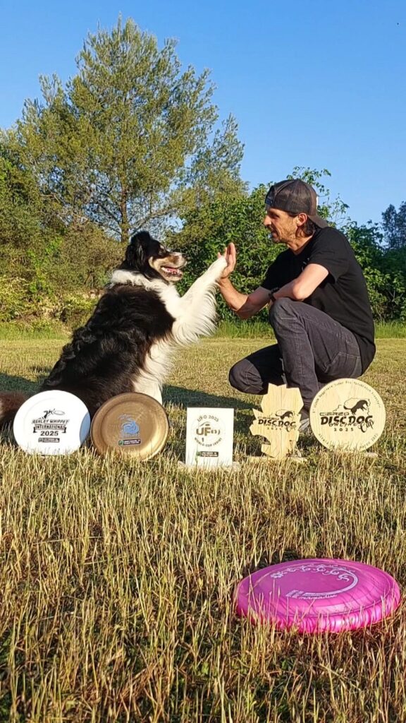 Diego Gisbert: pionero local en discdog