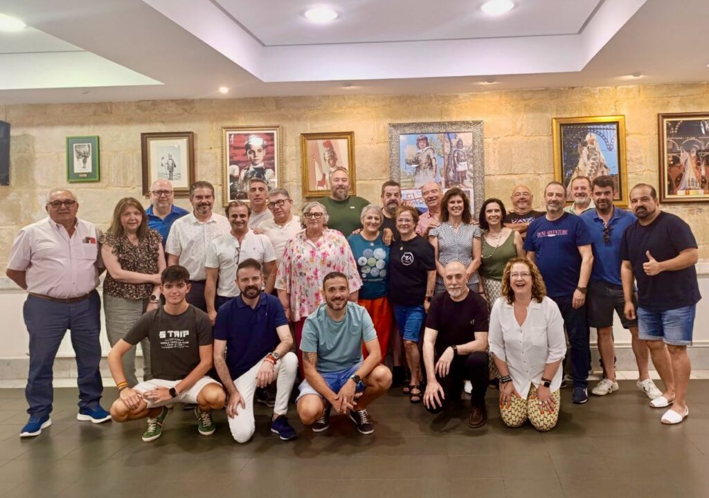 Los artesanos de la Festa proponen formación académica para el sector