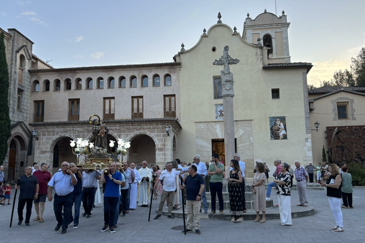 Destacada participación en la fiesta de San Antonio de Padua