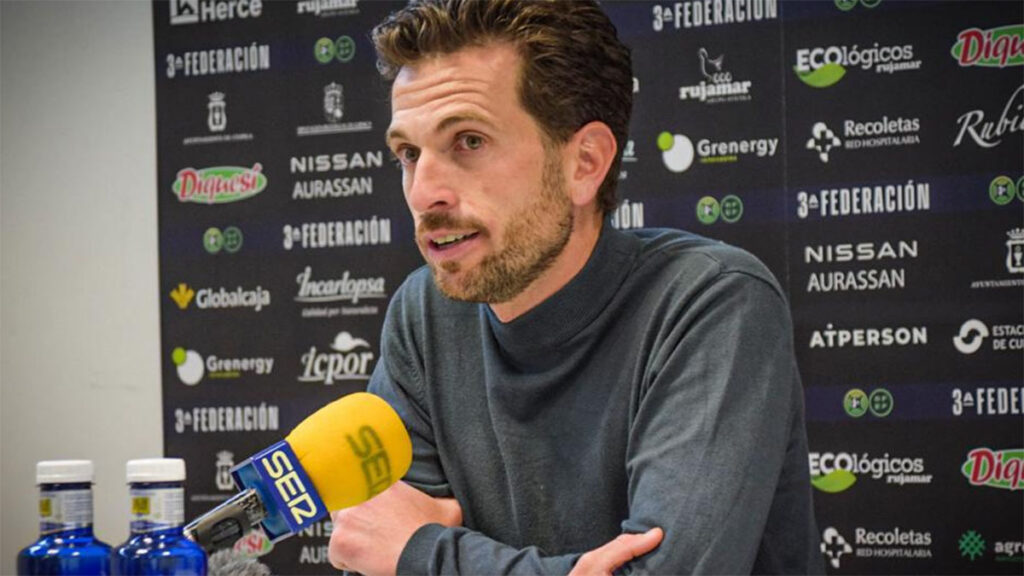 Rober Gutiérrez, el mejor colocado para ser el nuevo entrenador del Alcoyano