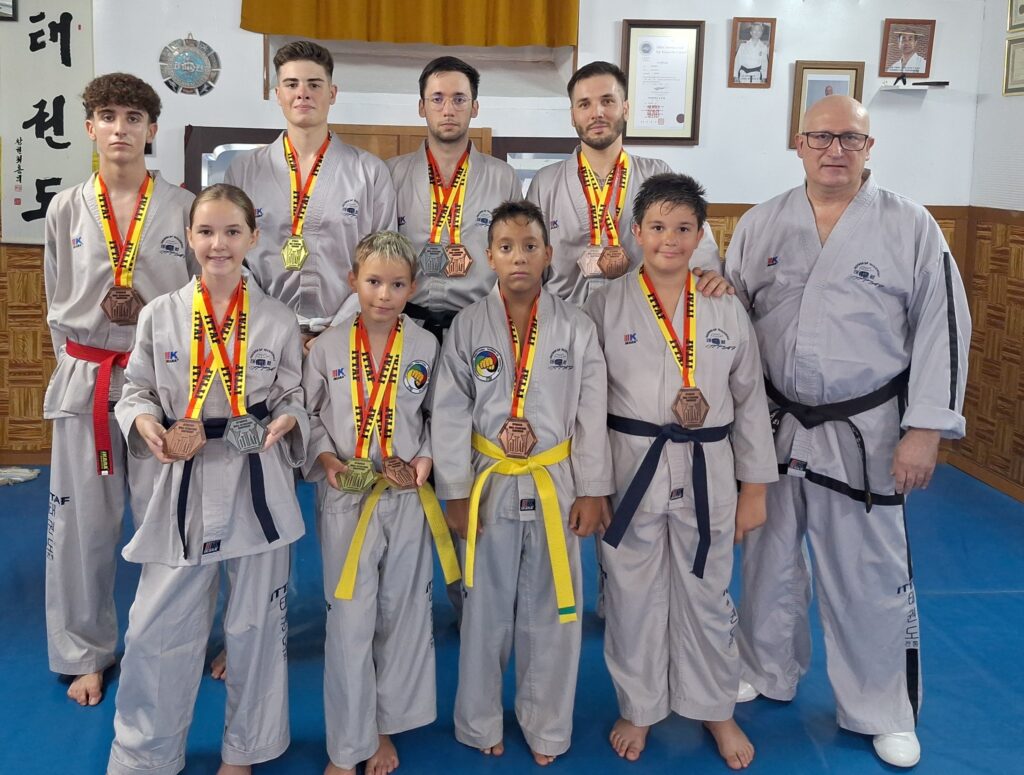 Catorce medallas del Club Tae en el Nacional de taekwondo ITTAF