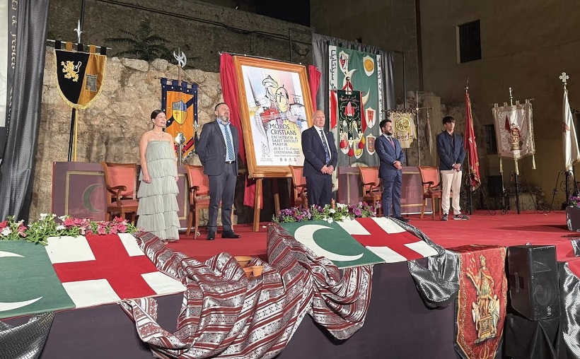 Cocentaina presenta als càrrecs de 2025 i el cartell de Festes