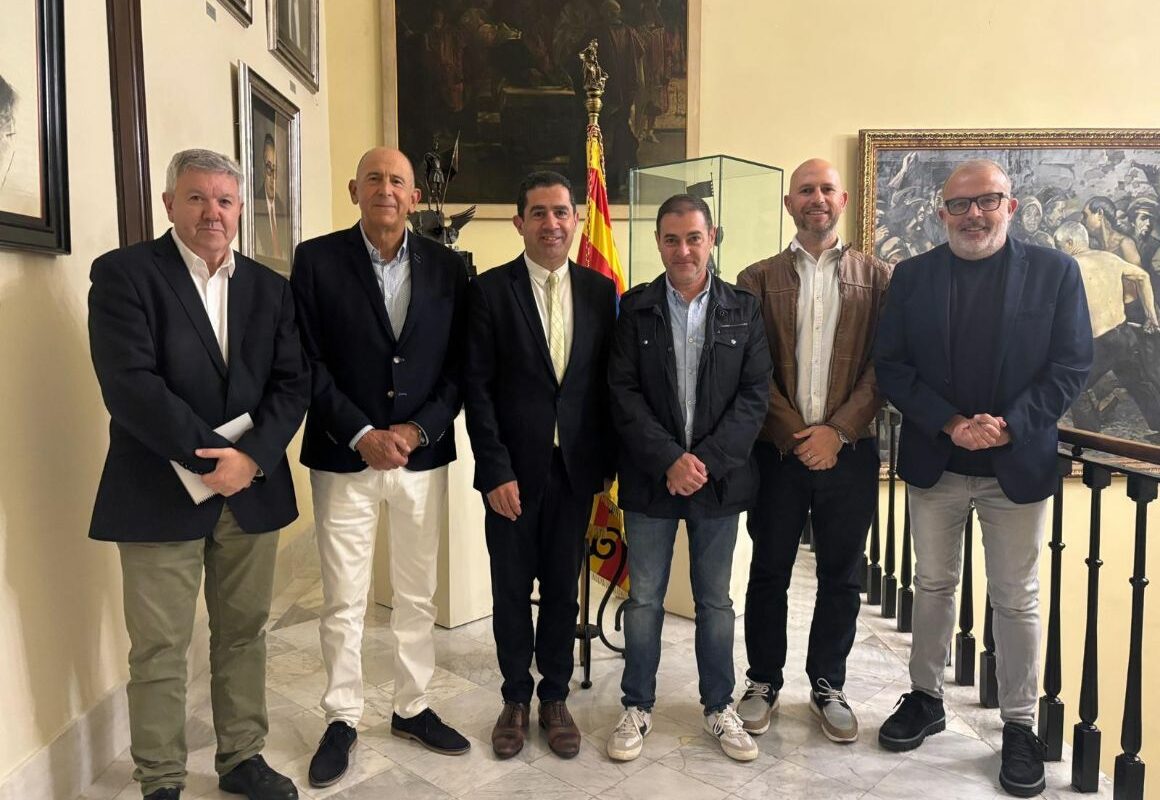 Rafael Valls impulsa la creació d'una marxa commemorativa pel 750 aniversari del patronatge de Sant Jordi