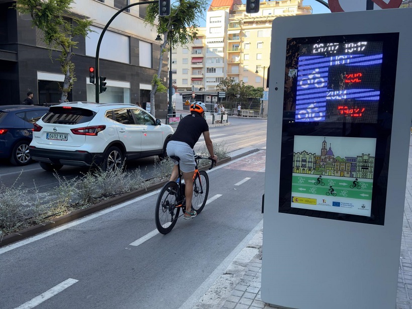 Creix en un 12% l'ús del carril bici entre Cervantes i la Zona Nord