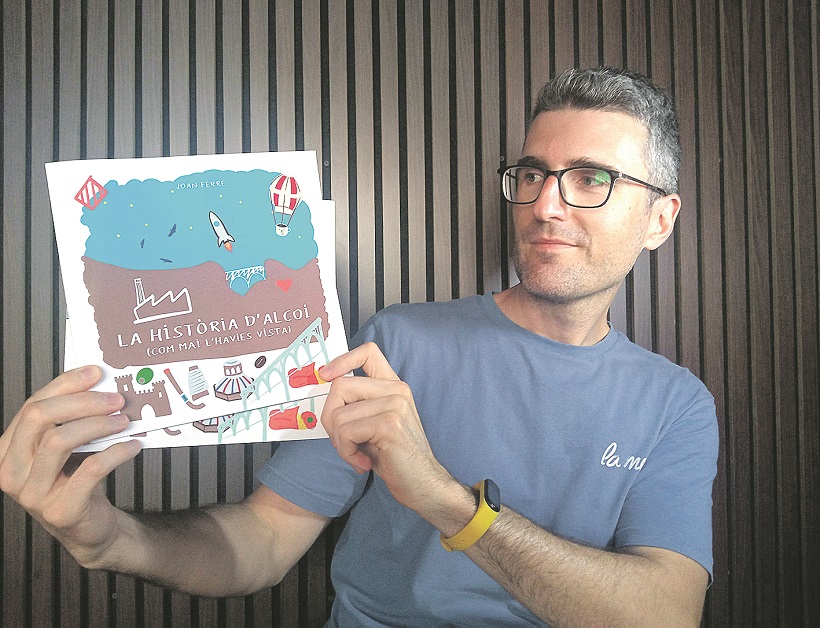 Joan Ferre cuenta la historia de Alcoy a los más pequeños a través del arte
