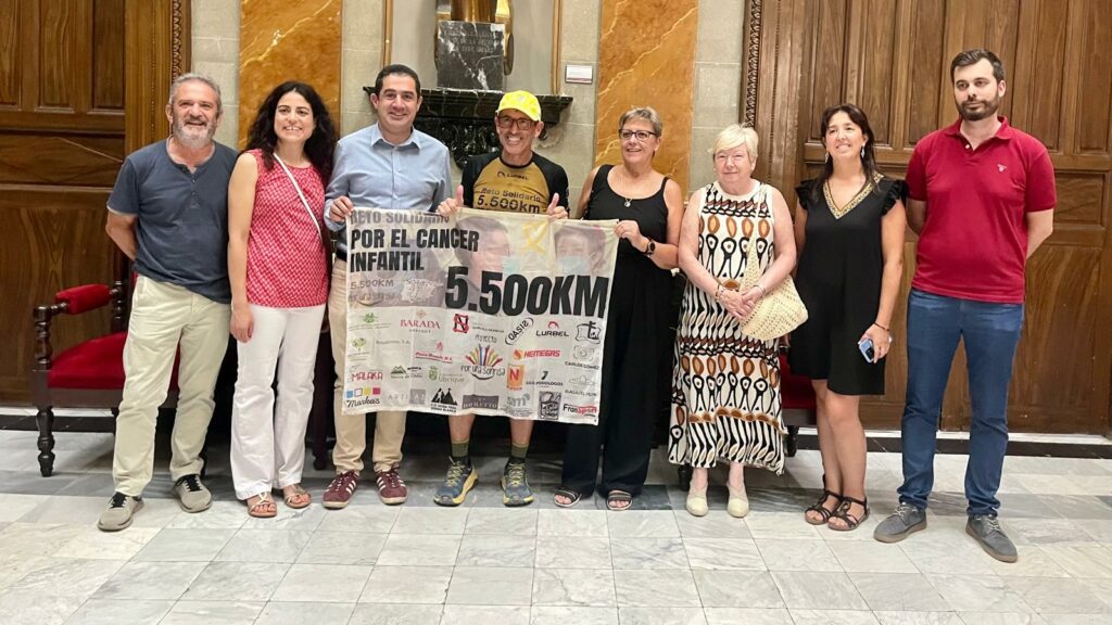 La lluita contra el càncer infantil de José Antonio Nieto fa parada a Alcoi