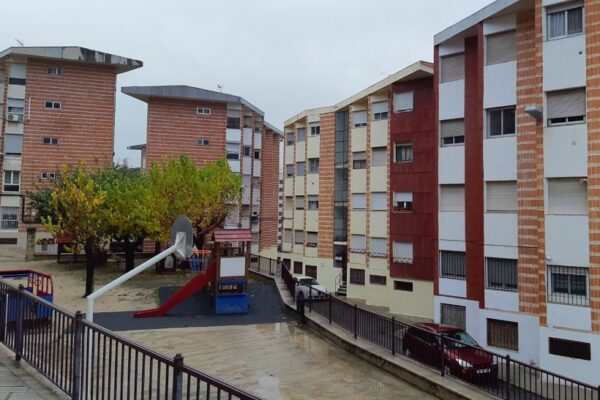 Queda deserta la licitació per a rehabilitar 166 habitatges a Font Dolça