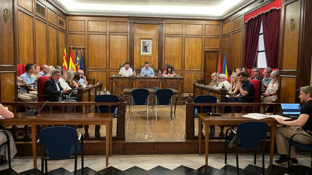 L'Ajuntament d'Alcoi defensa la continuïtat de la seu de les PAU a la ciutat amb una declaració institucional aprovada per unanimitat