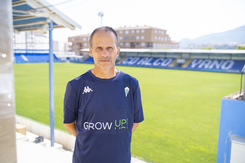“L'objectiu de l'Alcoyano ha de ser estar a dalt”