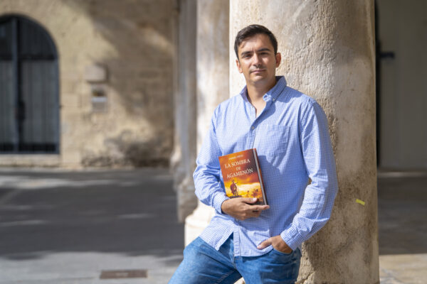 Daniel Ortiz recrea la Micenes d’Agamenó en la seua última novel·la