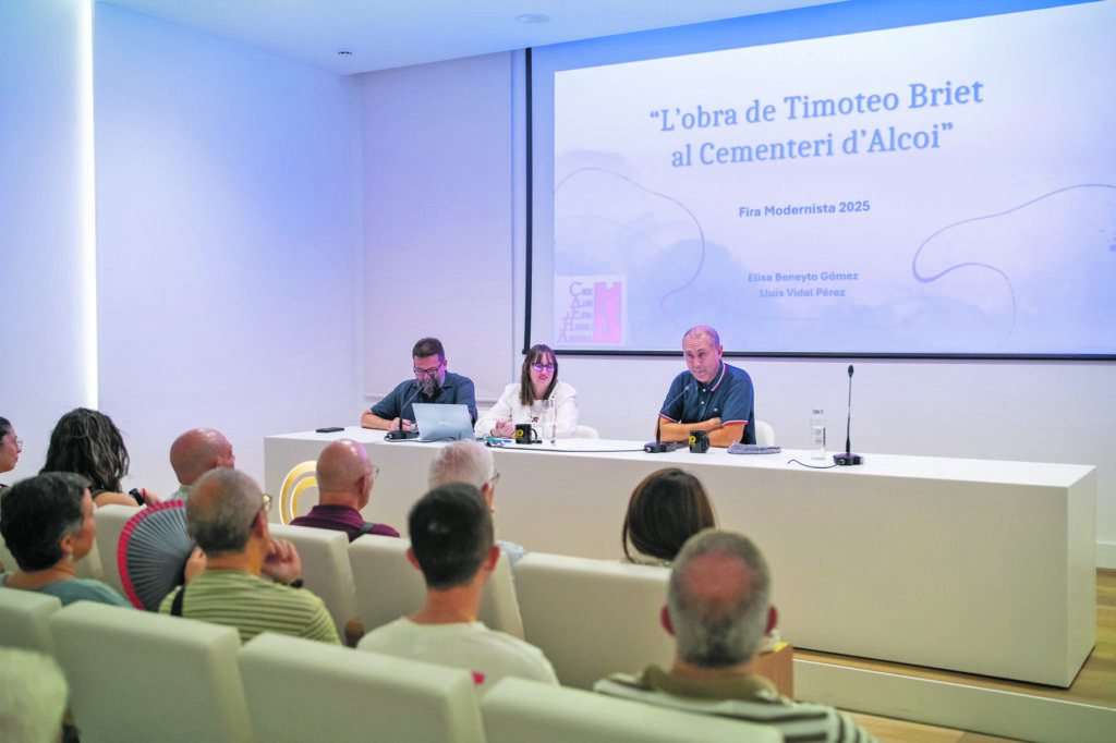 La huella modernista de Timoteo Briet en el cementerio de Alcoy