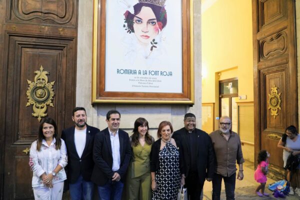Una patrona joven y vigilante anuncia la Romería a la Font Roja