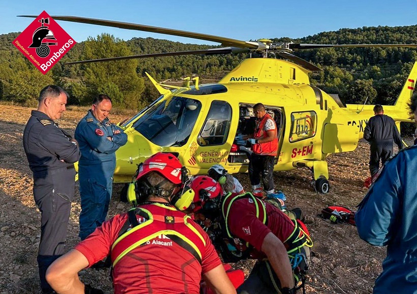 Un parapentista resulta ferit després de caure en la serra de Biscoi, a Ibi