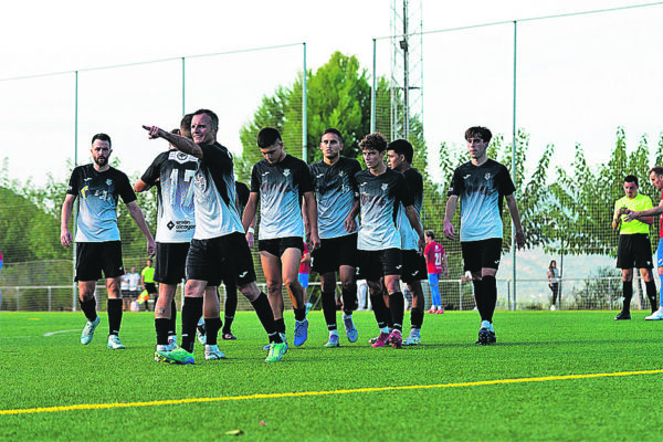 El Muro de Juli se llevó el derbi con una manita al Contestano