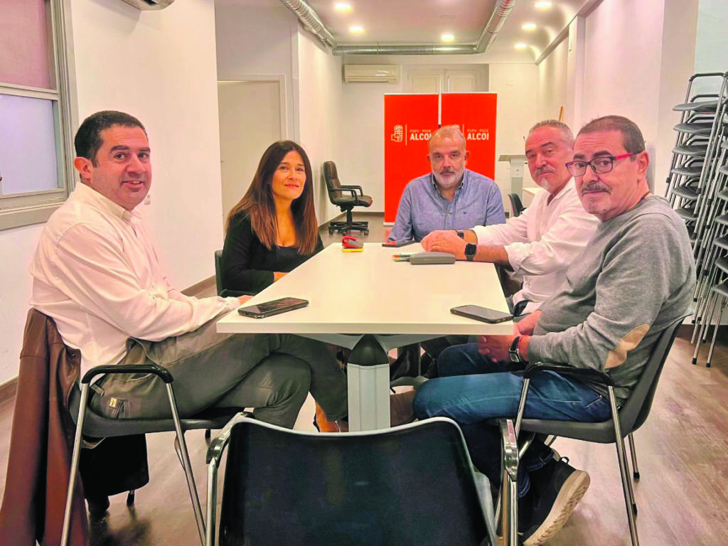 El PSOE formalitza la constitució del Consell