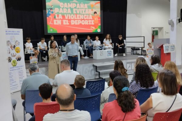 El Ágora acoge la presentación de la campaña para la prevención de la violencia infantil en el ámbito deportivo