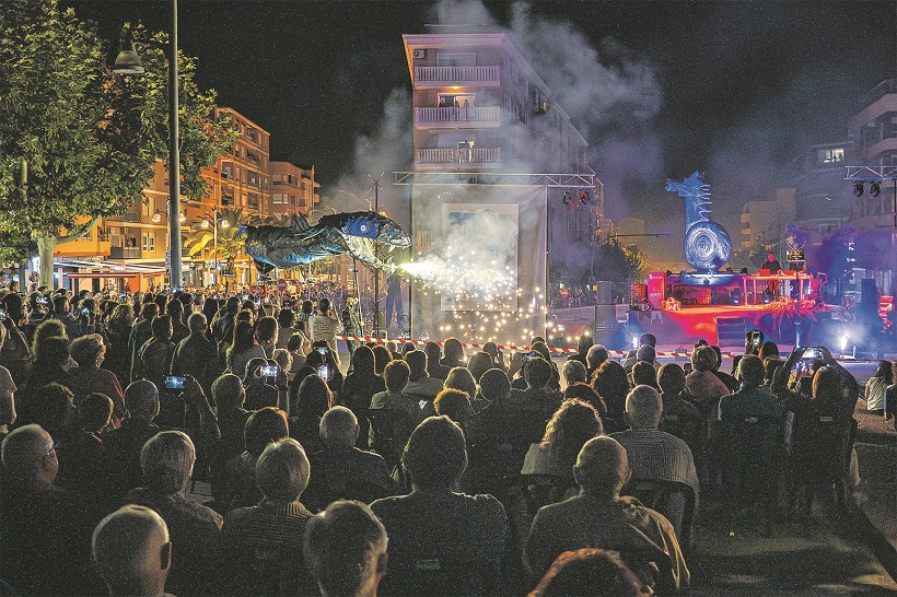 Apoteòsica presentació per donar el tret d’eixida a la 679 edició de la Fira