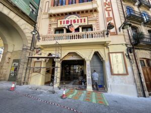 Les estreles del Principal escoltaran hui els primers riures que desperta Tirisiti